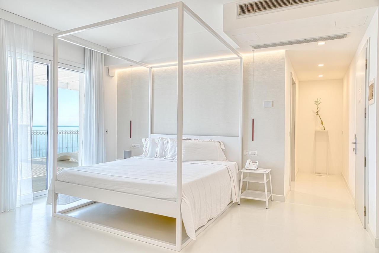 Hotel Supporter Deluxe